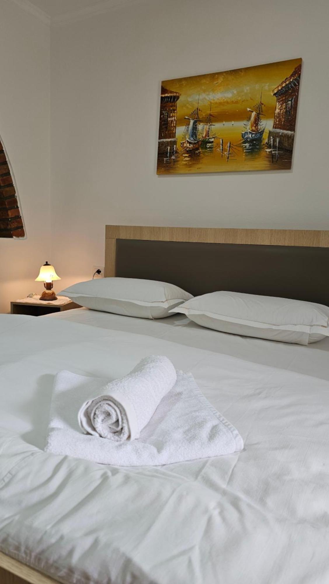 Aliaj Guest House 베라트 외부 사진